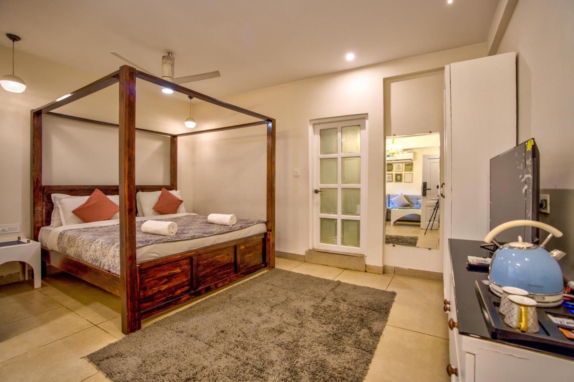 Hotel Pajaros Blu 卡兰古特 外观 照片