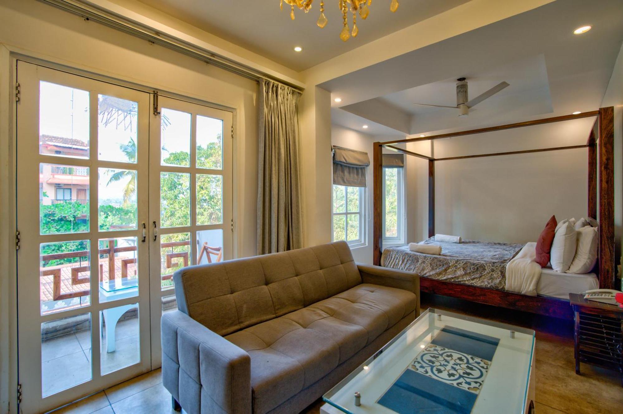 Hotel Pajaros Blu 卡兰古特 外观 照片